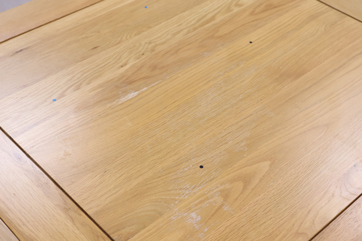 Extendable Oak Dining Table & Chairs