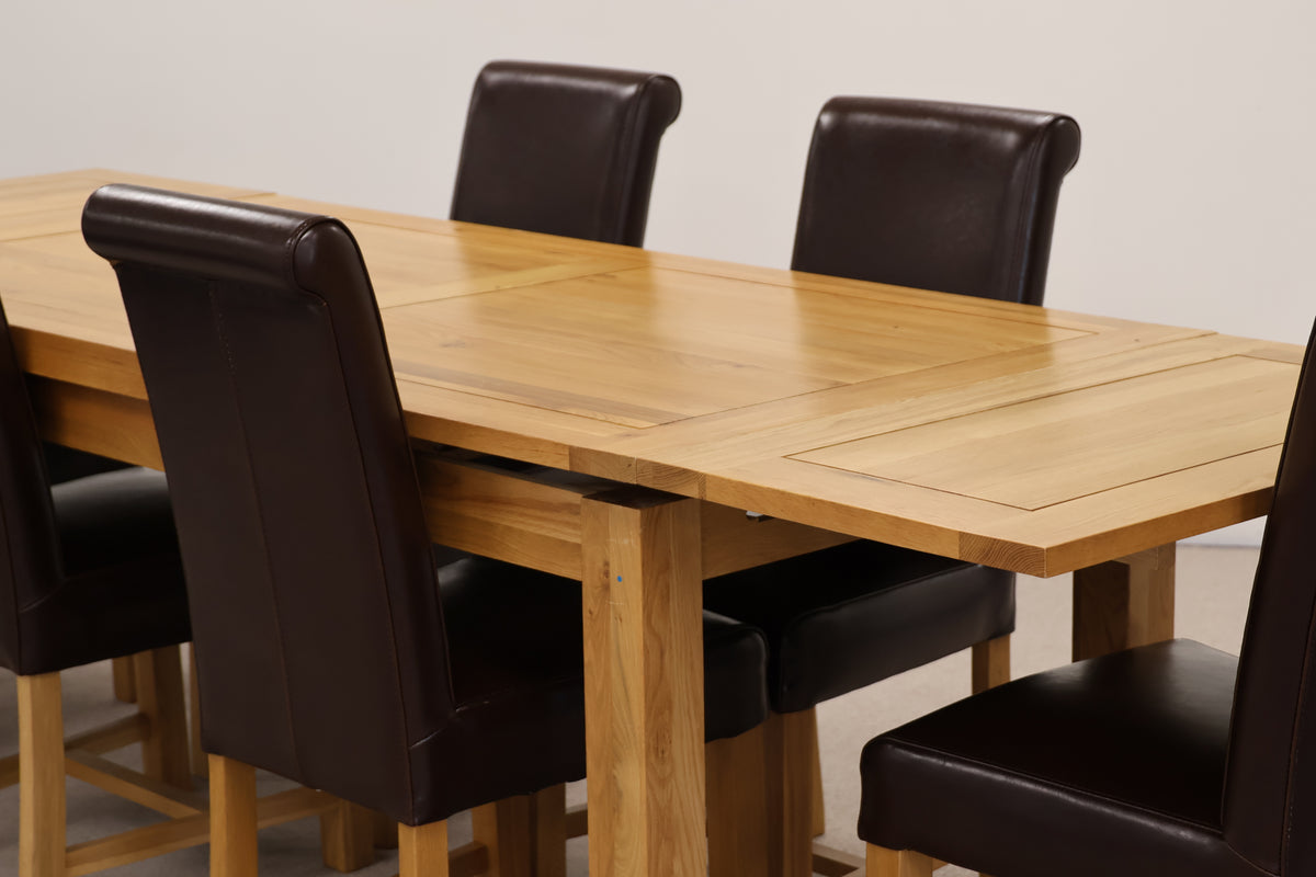 Extendable Oak Dining Table & Chairs