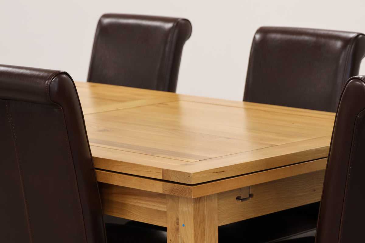 Extendable Oak Dining Table & Chairs