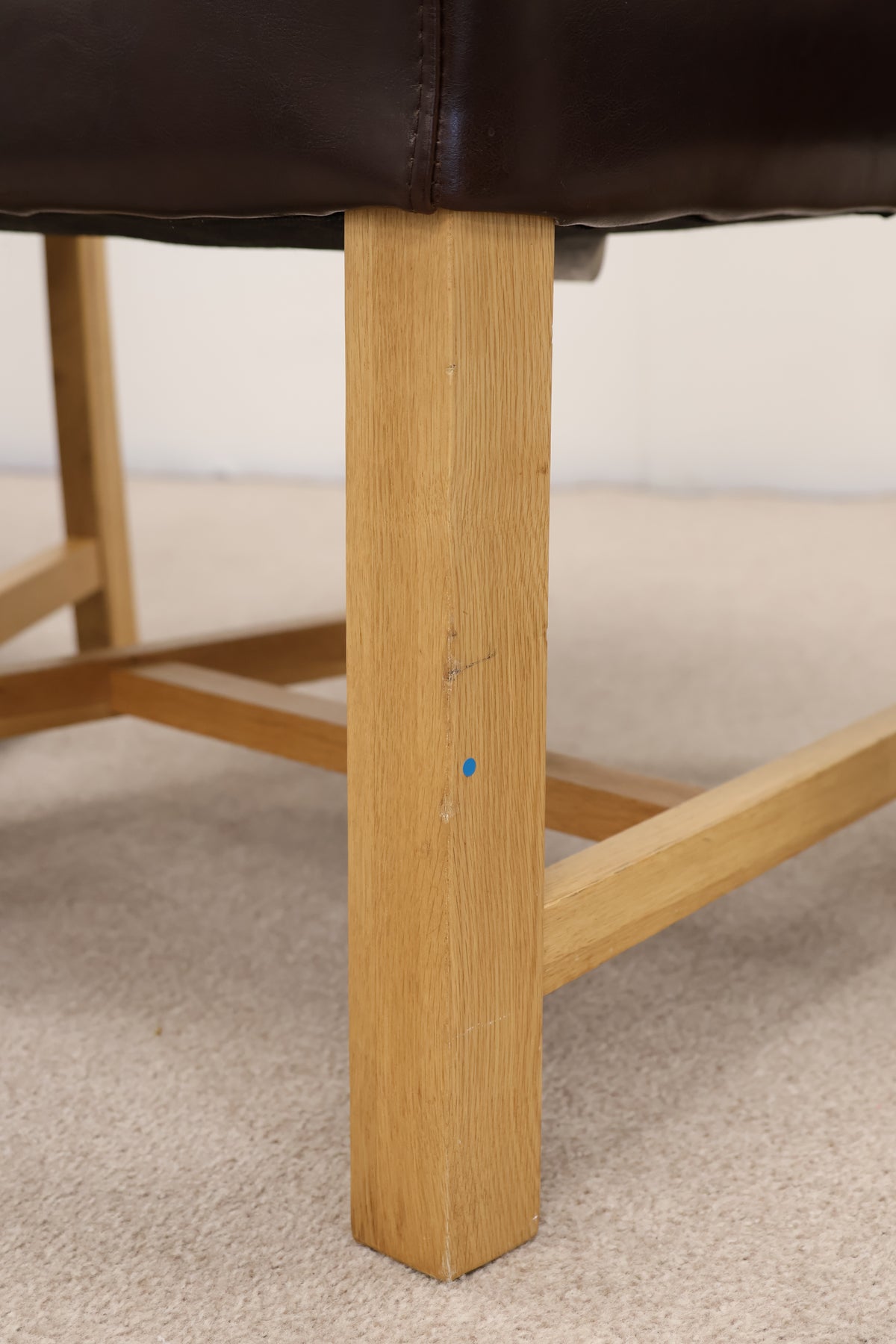 Extendable Oak Dining Table & Chairs