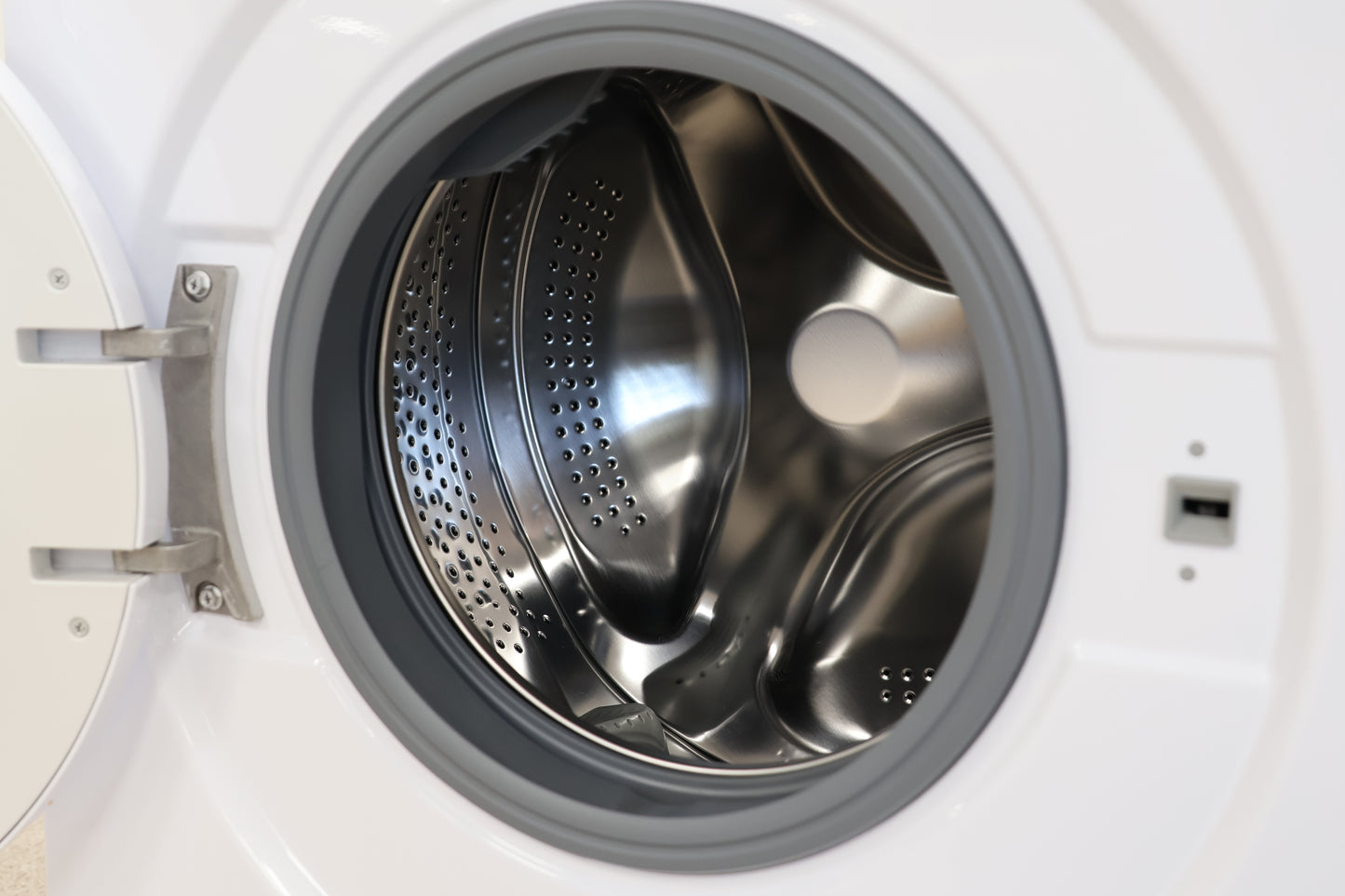 Washing Machine by Haden
