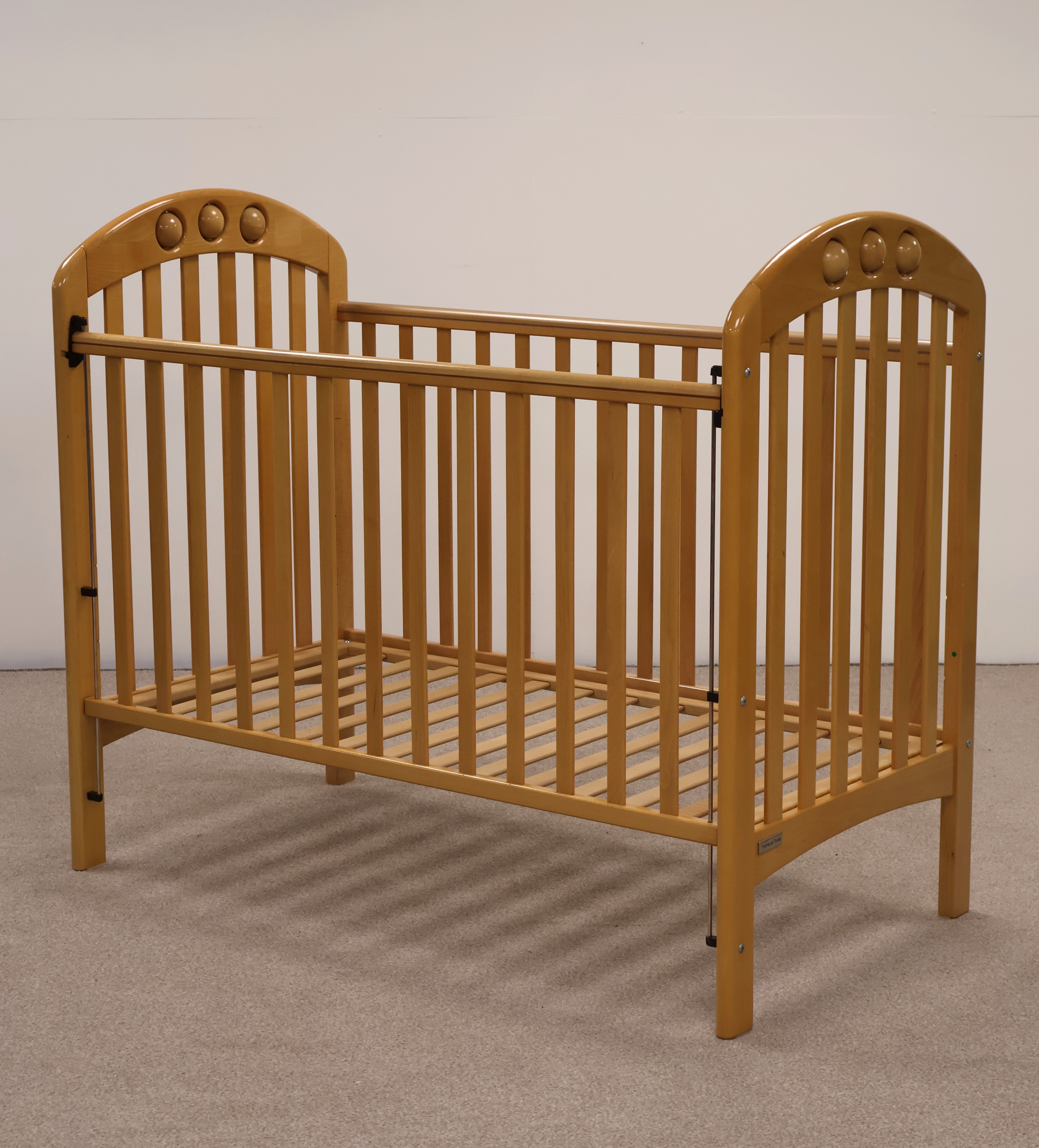 Cot by Mamas and Papas Home Comforts by Instant Neighbour