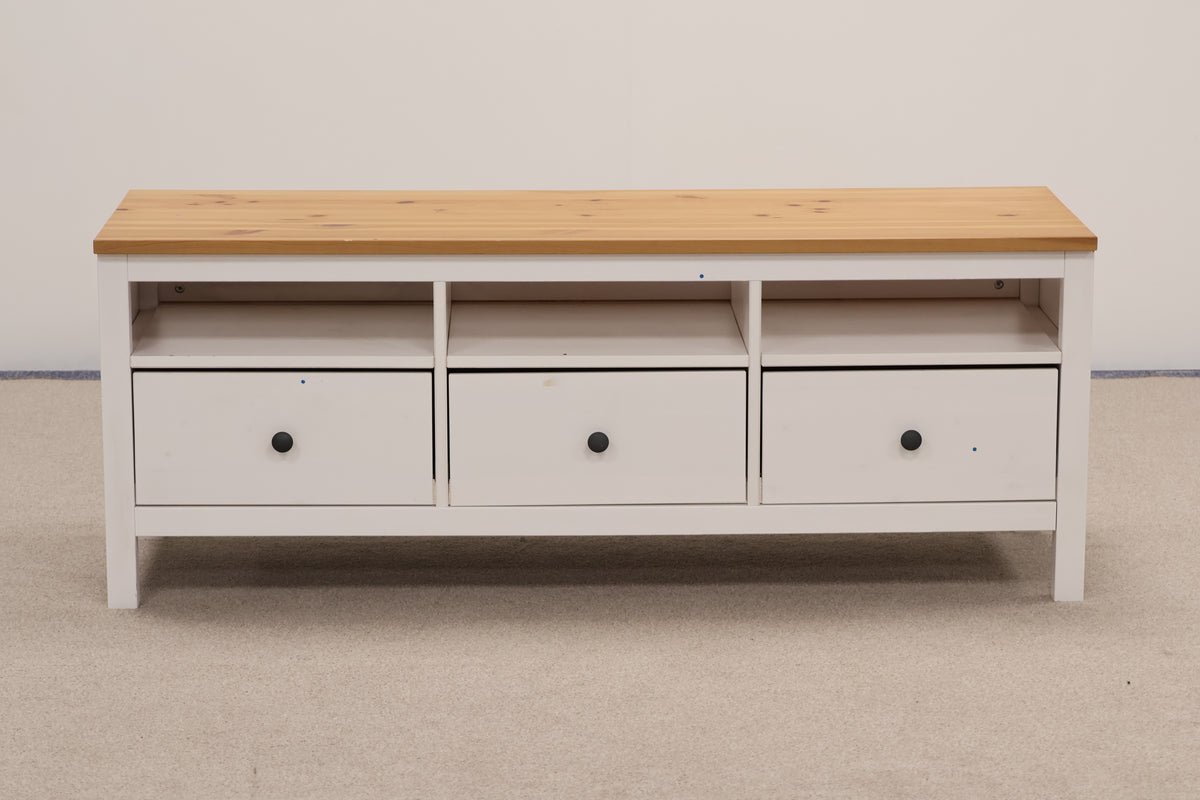 Pine Tv Unit