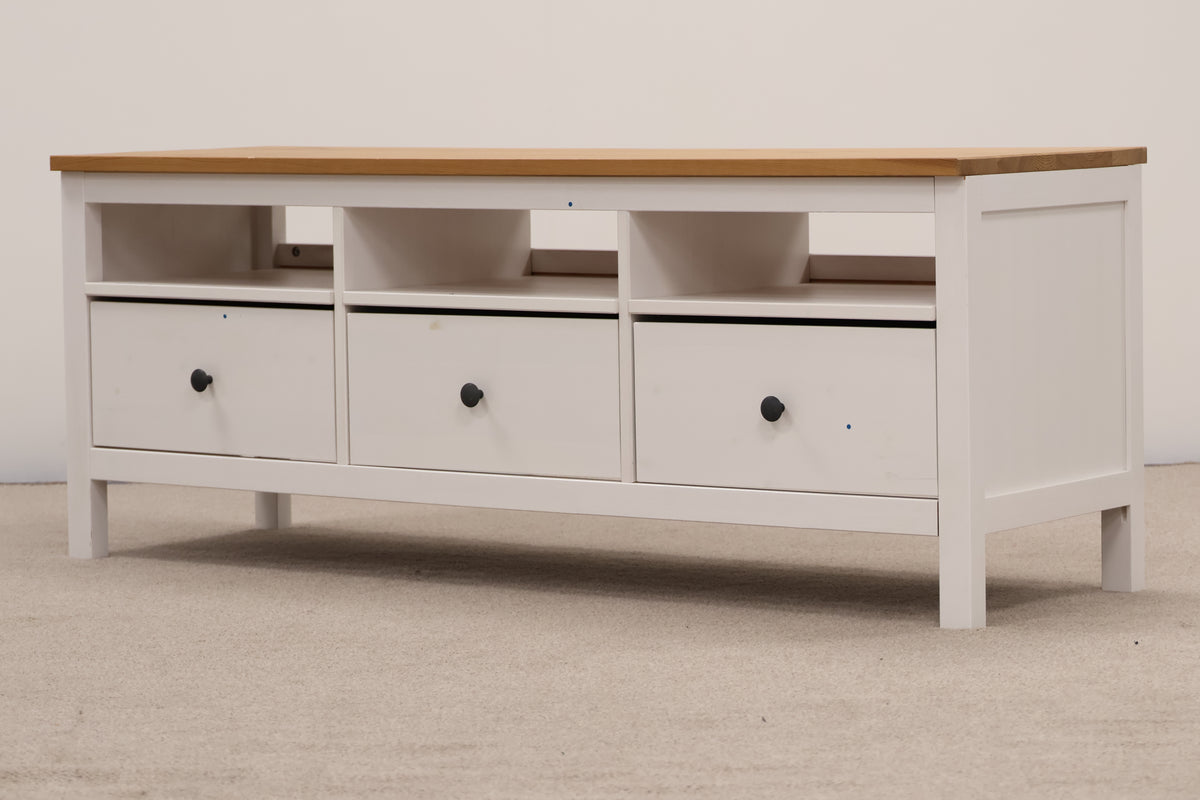 Pine Tv Unit
