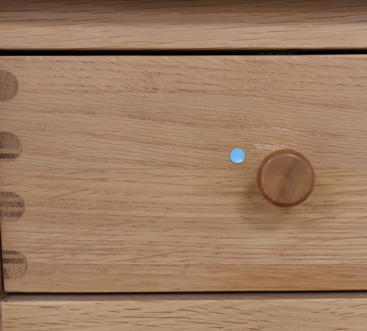Oak Sideboard By Willis and Gambier -Premium Second-Hand Item