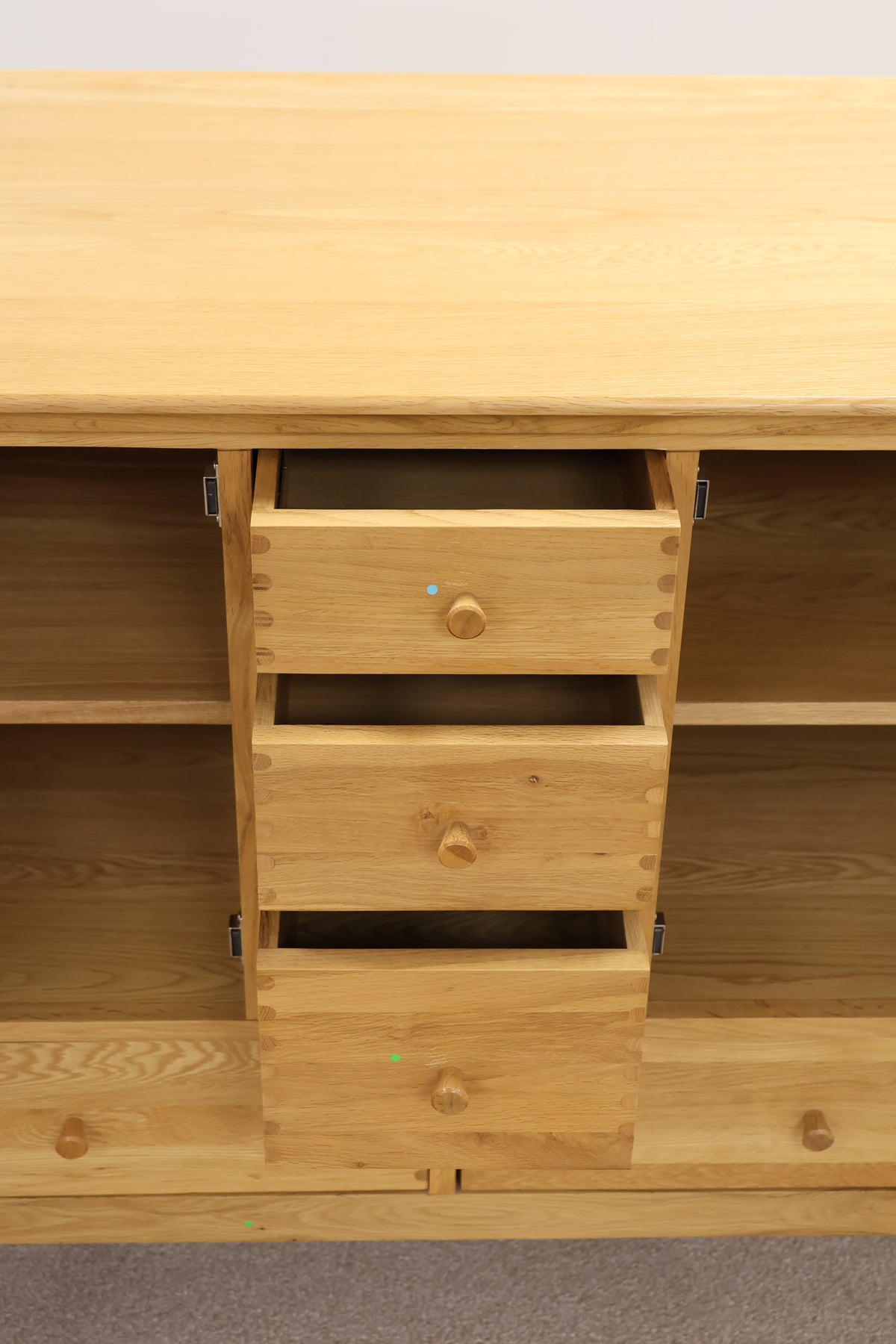 Oak Sideboard By Willis and Gambier -Premium Second-Hand Item