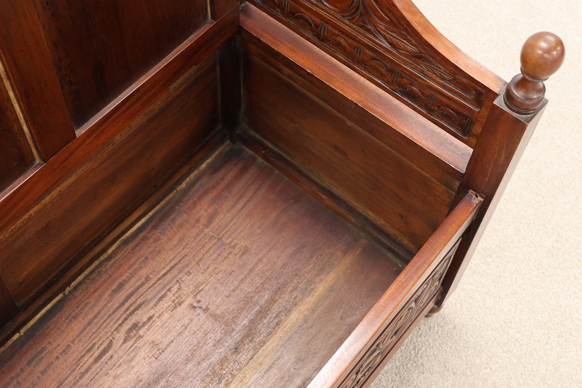 Antique Colonial Style Bench
