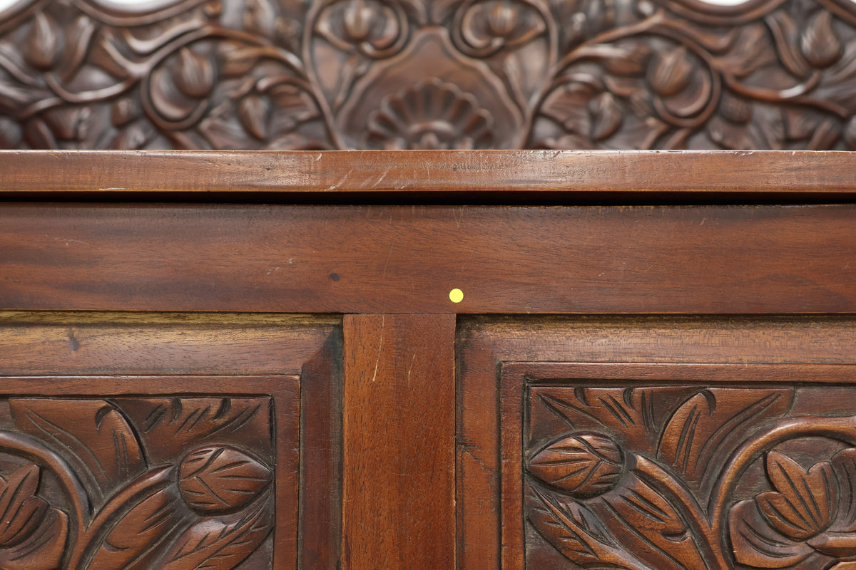 Antique Colonial Style Bench