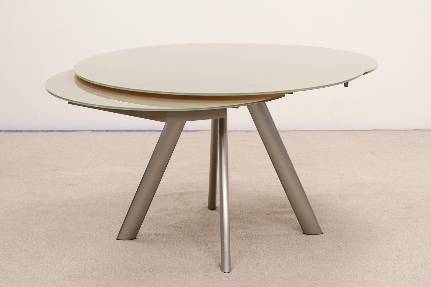 Bontempi Casa's Extendable Glass Table
