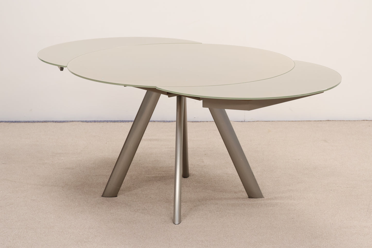 Bontempi Casa's Extendable Glass Table