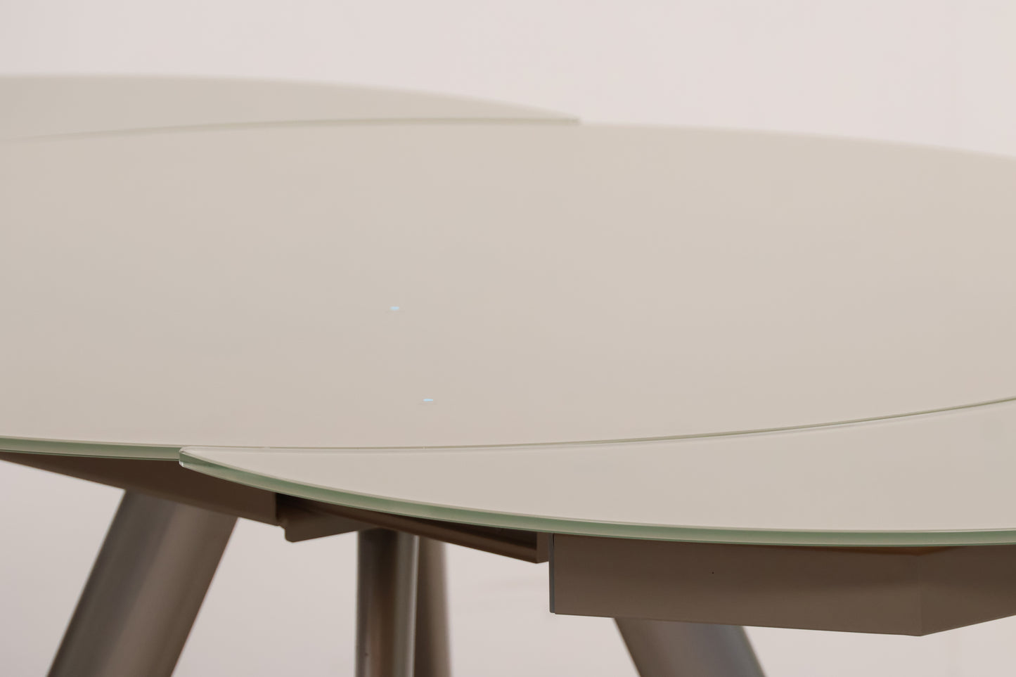 Bontempi Casa's Extendable Glass Table