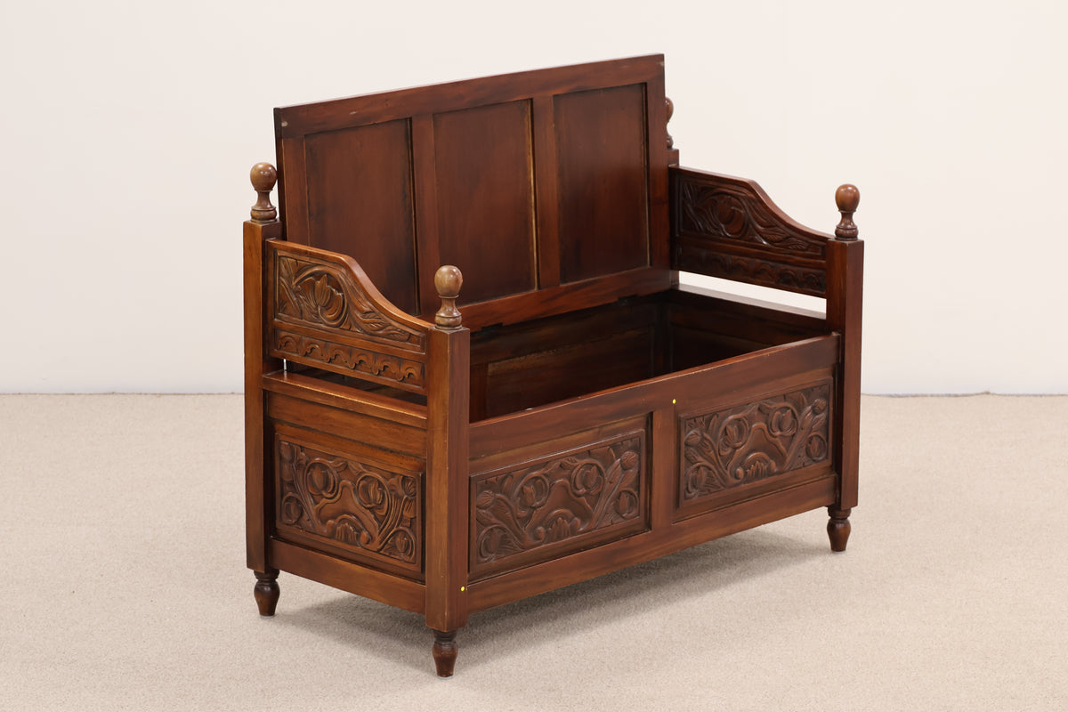 Antique Colonial Style Bench