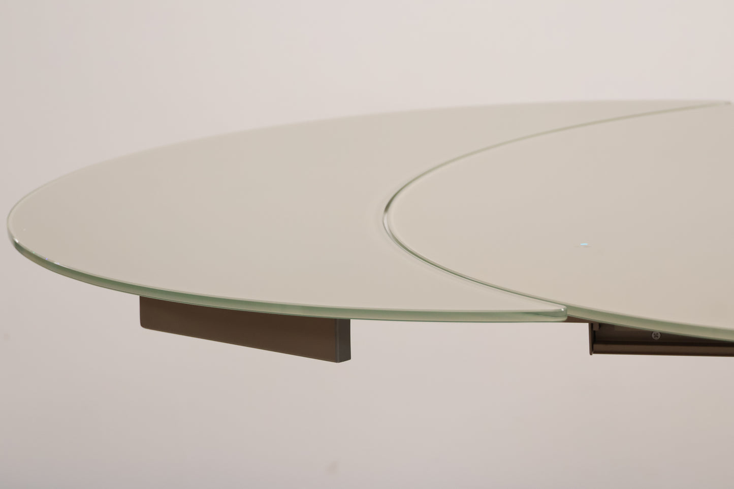 Bontempi Casa's Extendable Glass Table