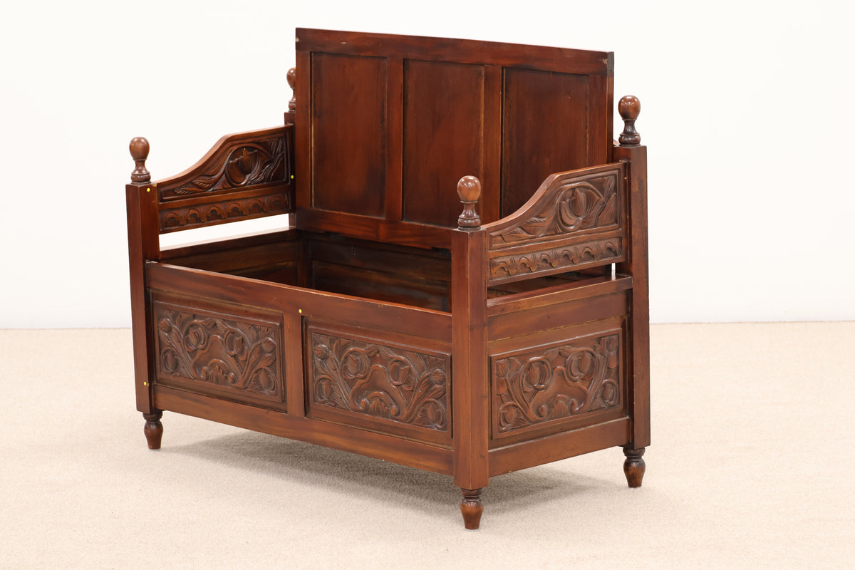 Antique Colonial Style Bench