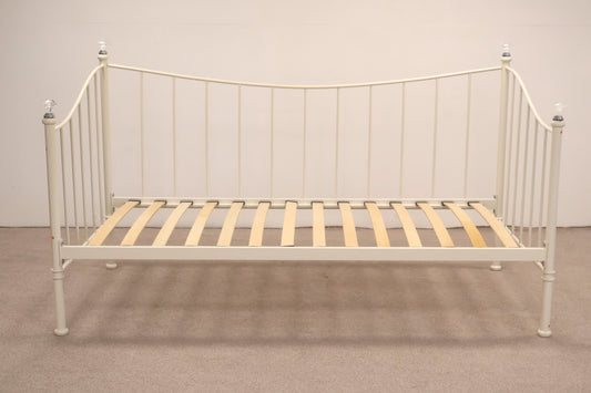 Day Bed