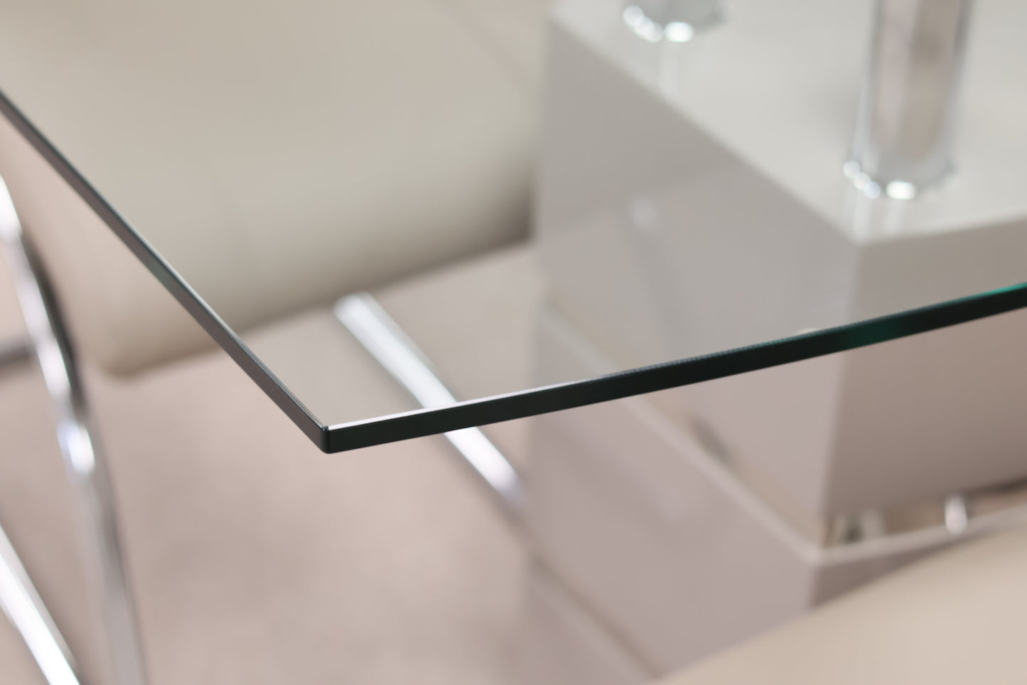 Contemporary Dining Table and Chairs