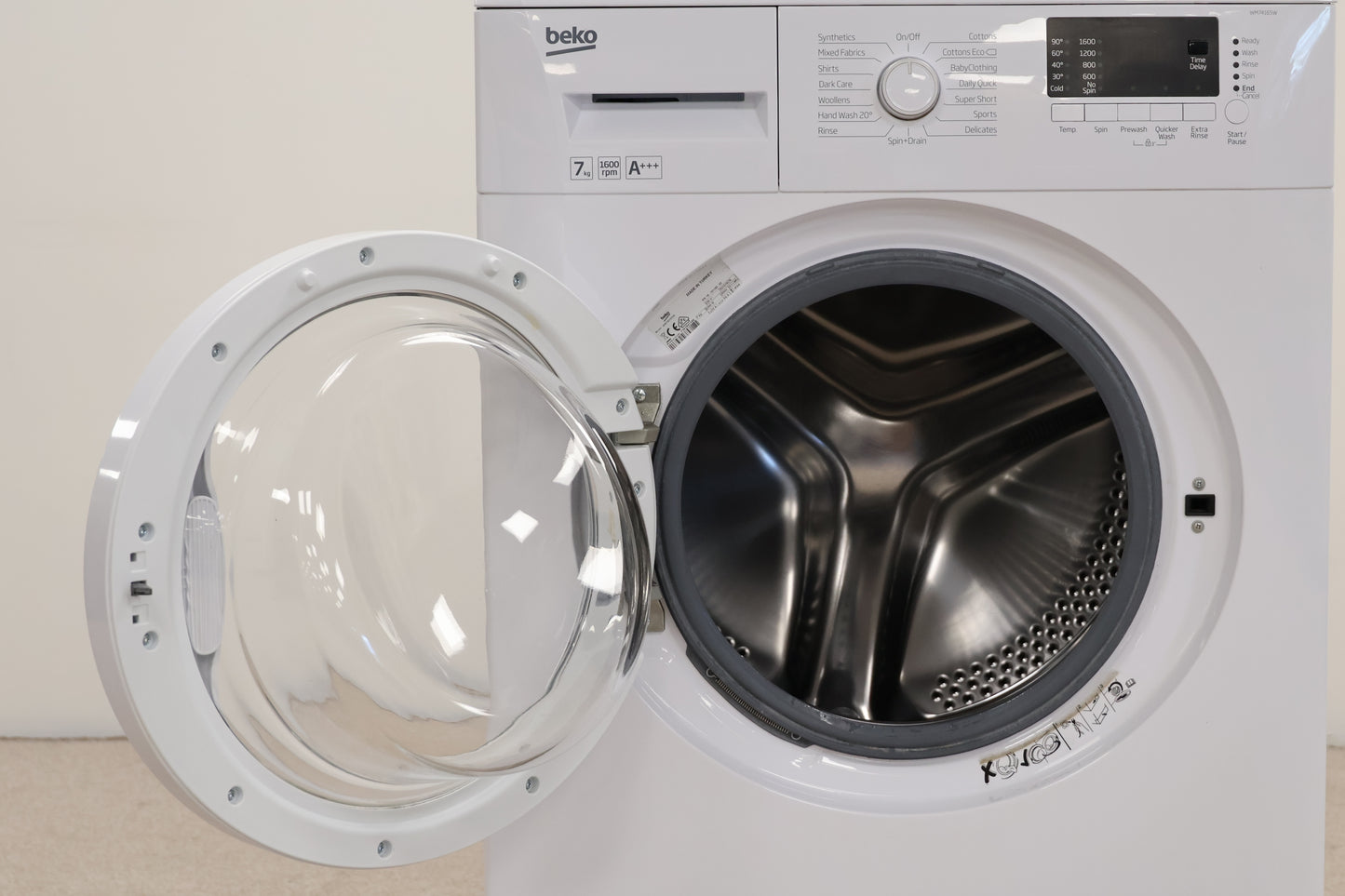 Washing Machine by Beko