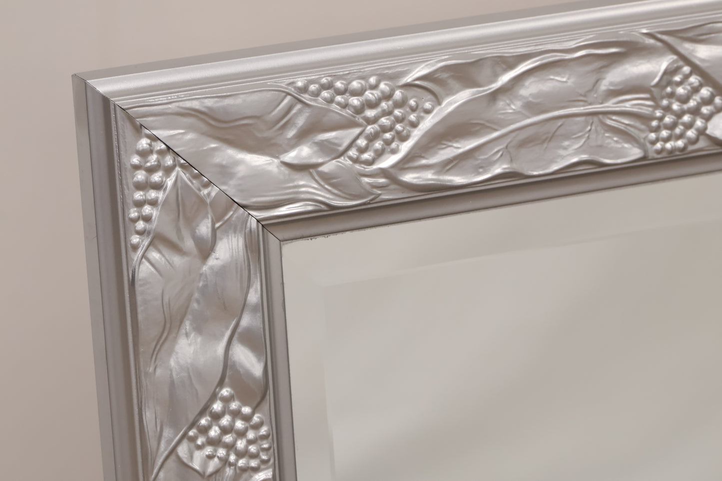 Small Leaf Detail Mirror