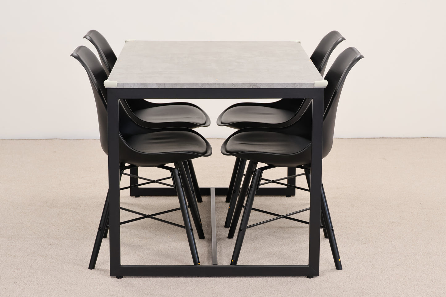 Modern Dining Table & Chairs