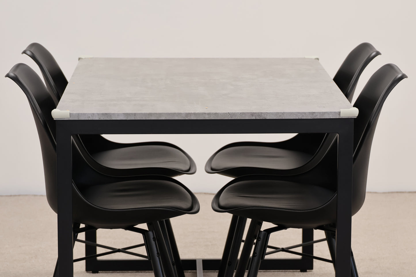 Modern Dining Table & Chairs