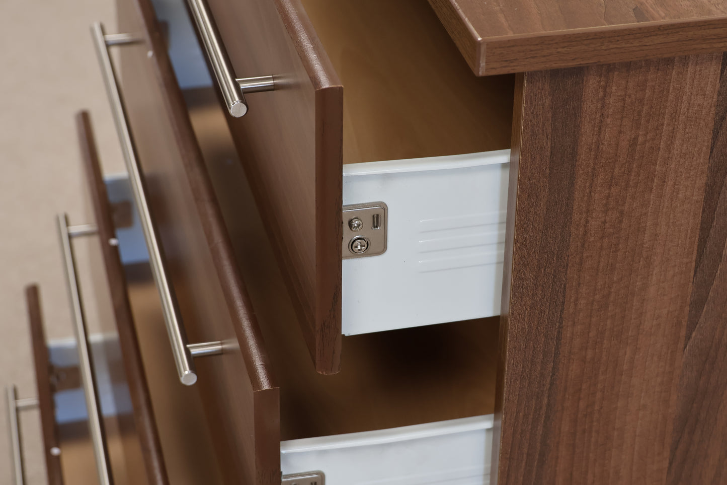 Chest of Drawers in a Walnut Finish