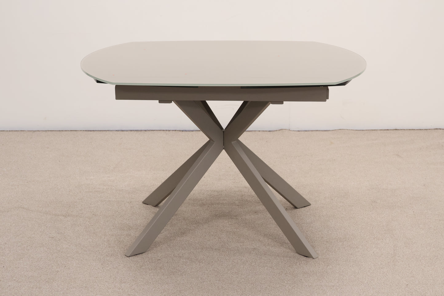 Extendable Dining Table and Chairs
