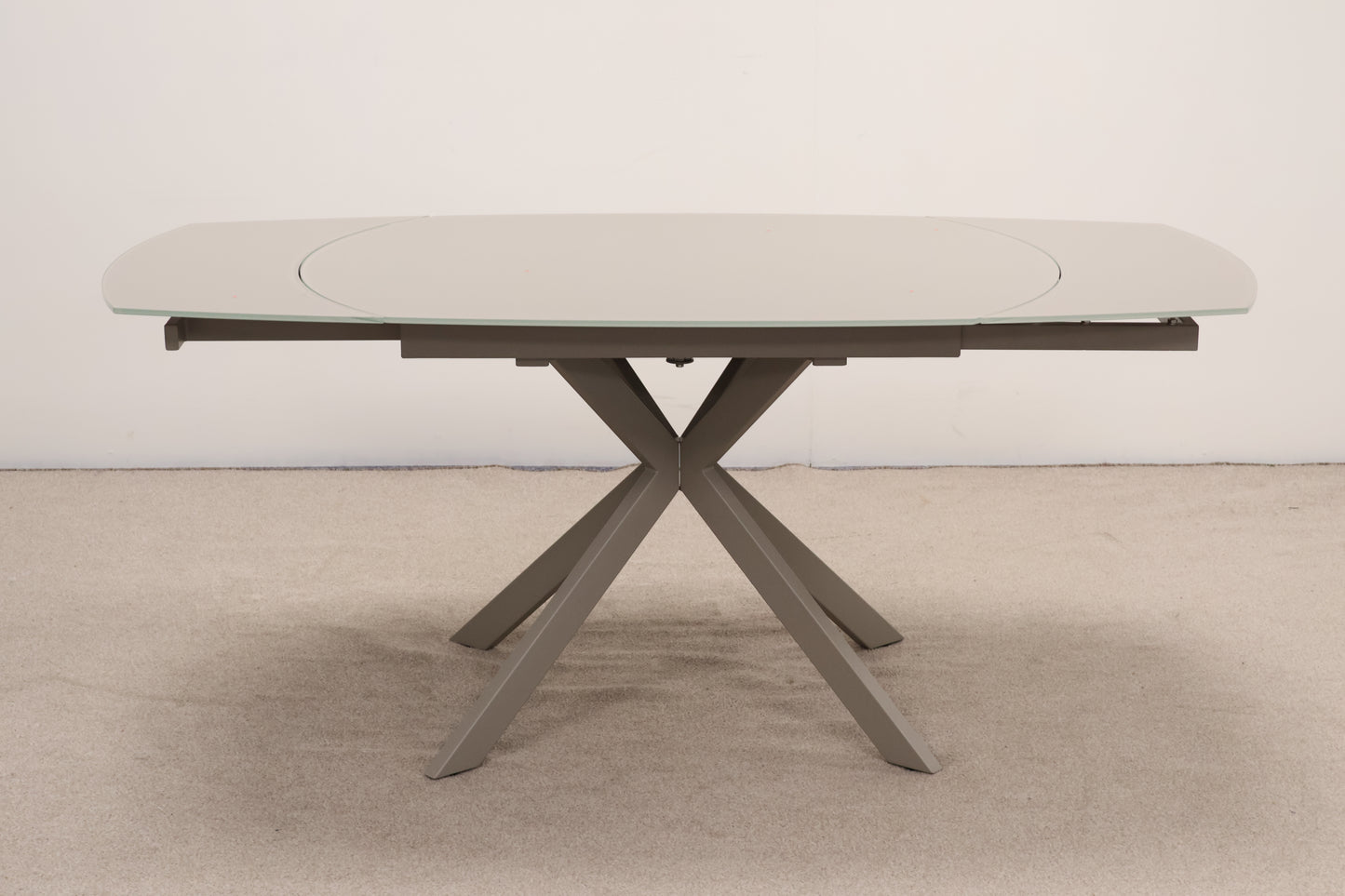 Extendable Dining Table and Chairs