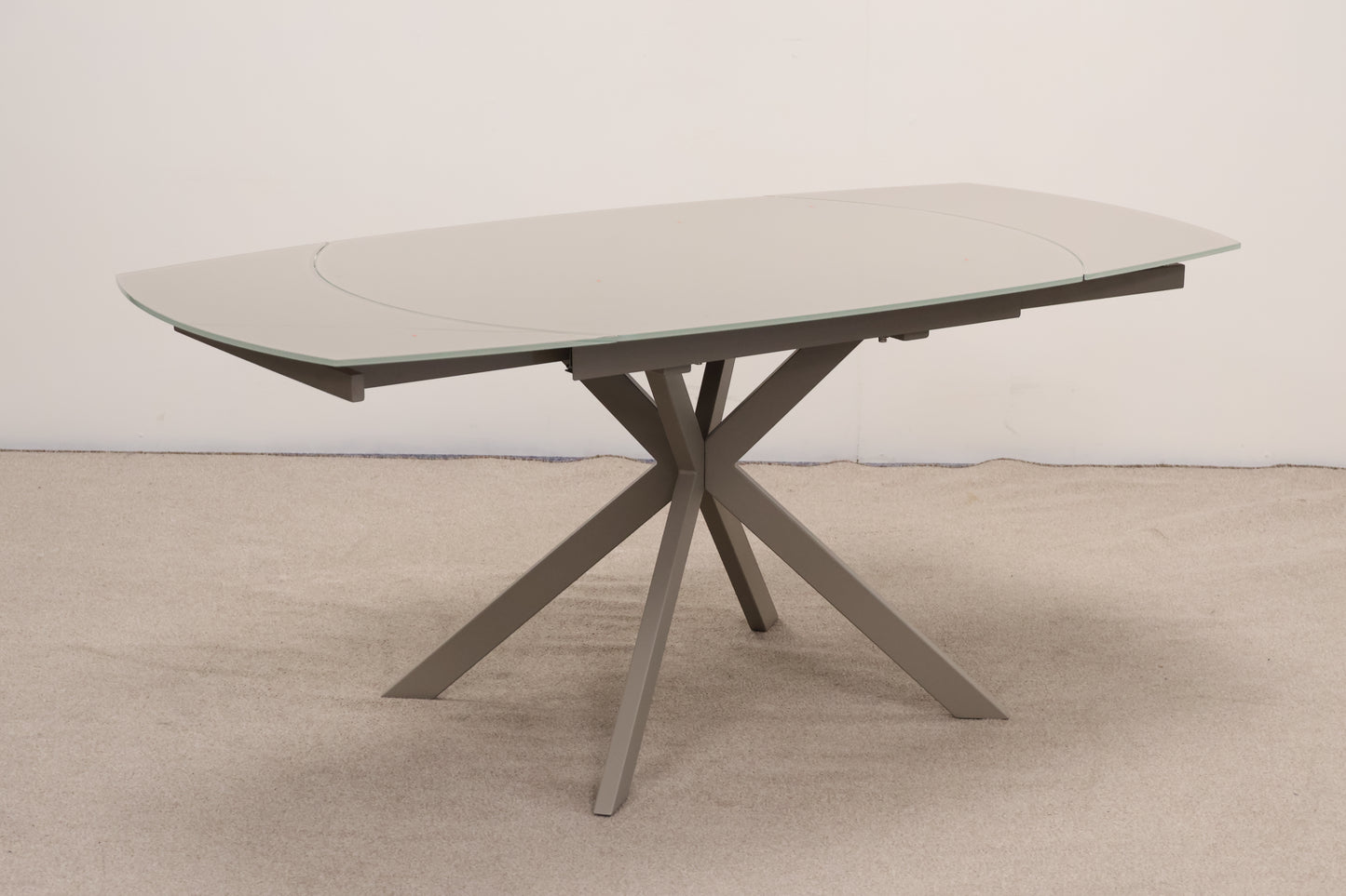 Extendable Dining Table and Chairs