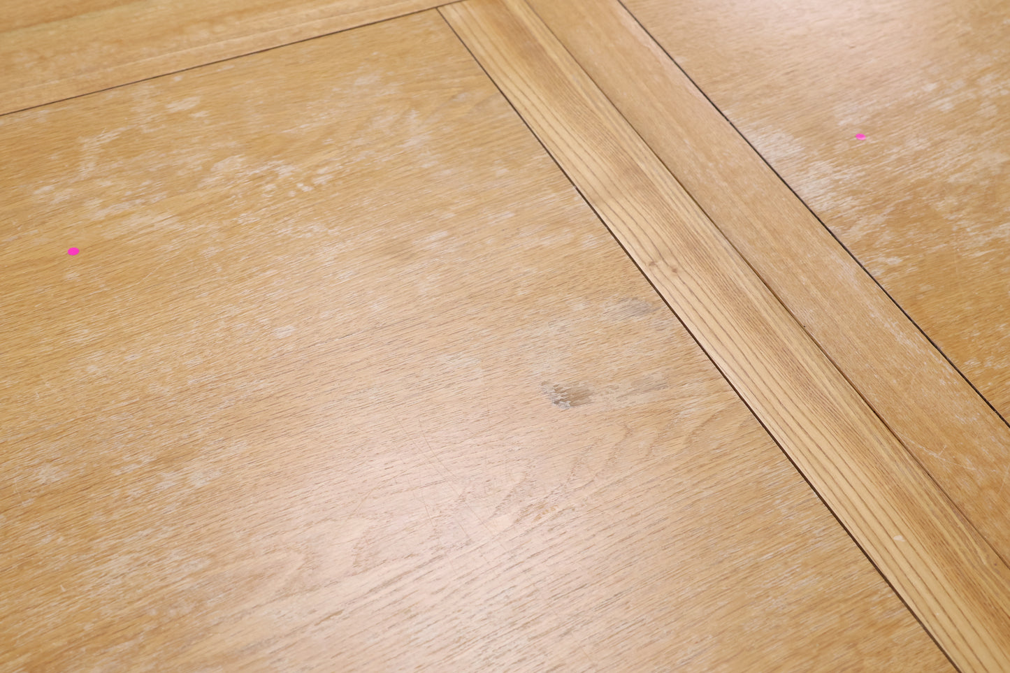 Extendable Oak Table by Halo