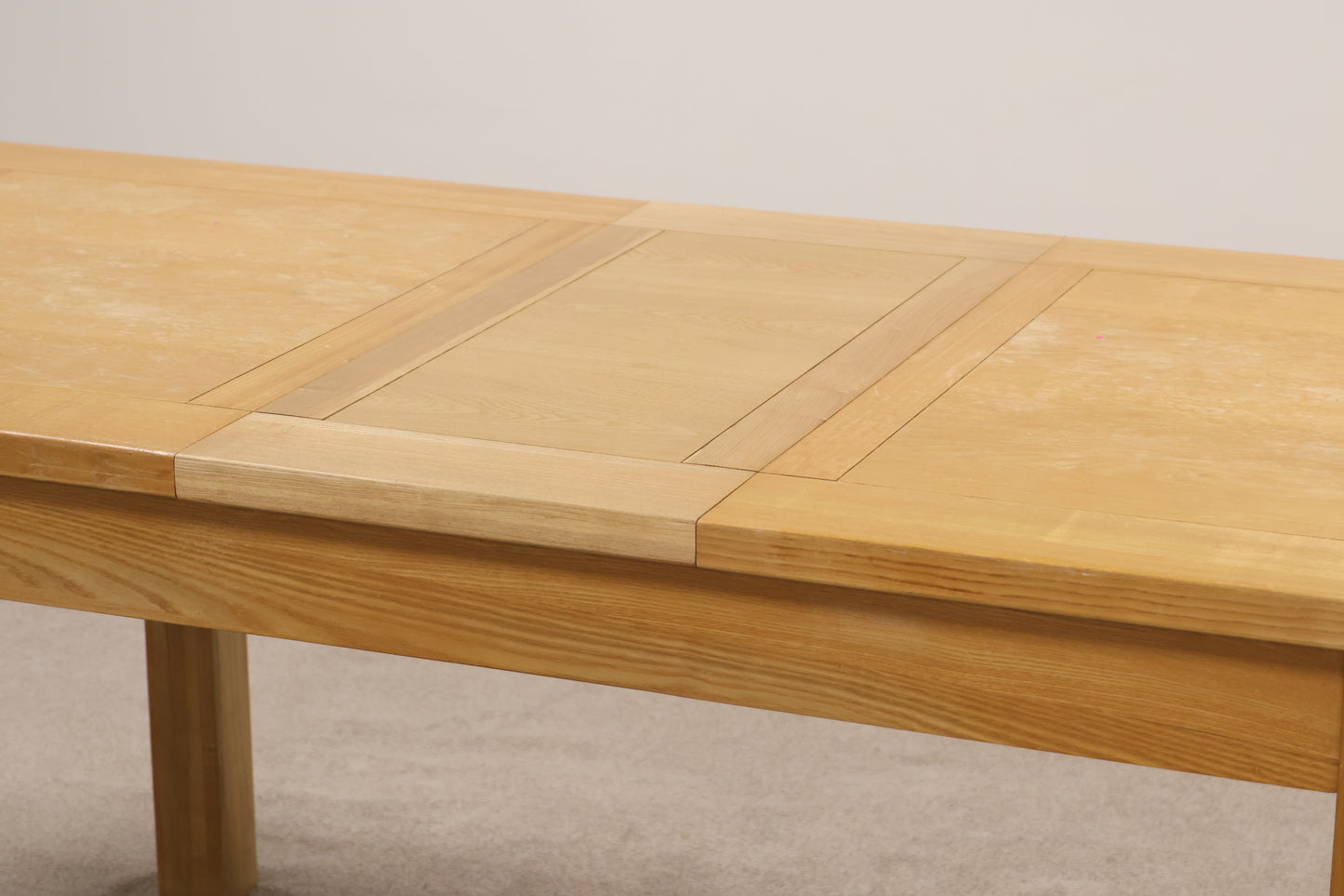 Extendable Oak Table by Halo