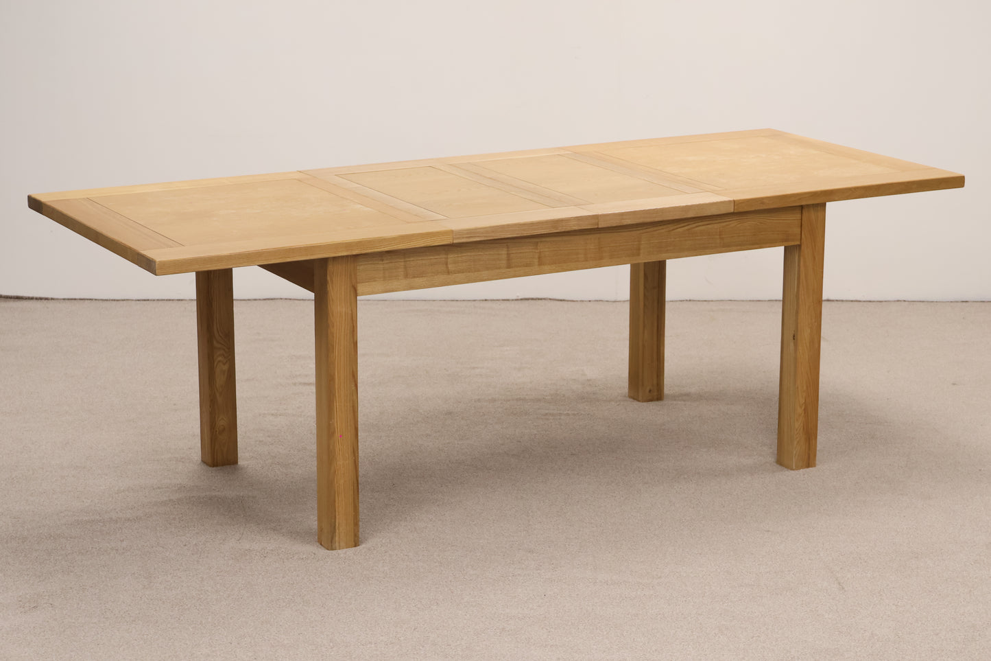 Extendable Oak Table by Halo