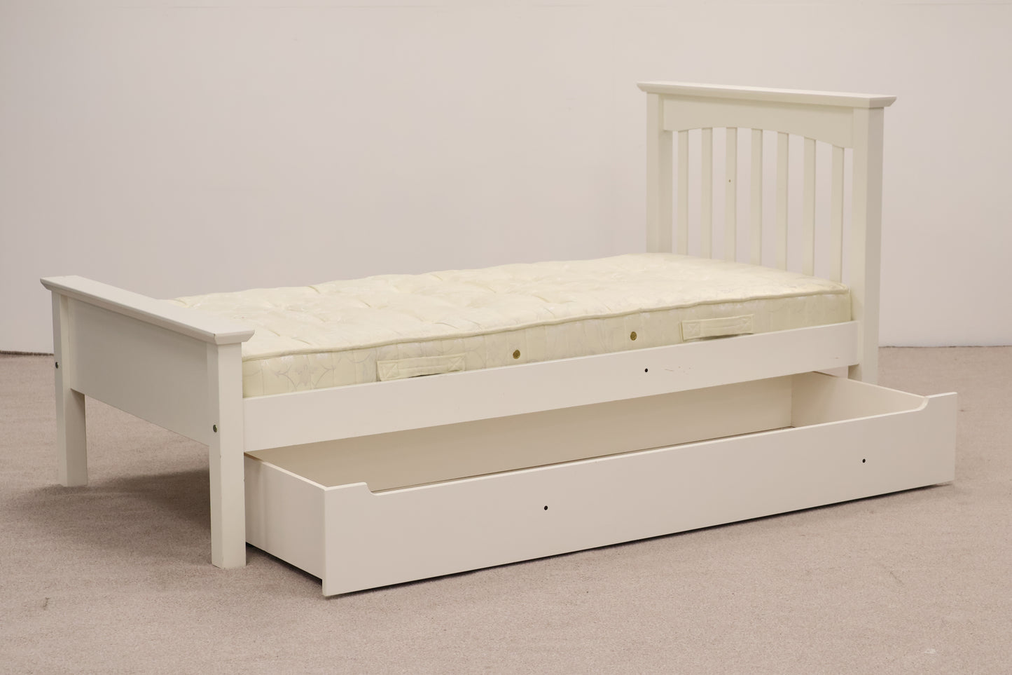 Single Bed with Storage Drawer & Sanitised Mattress