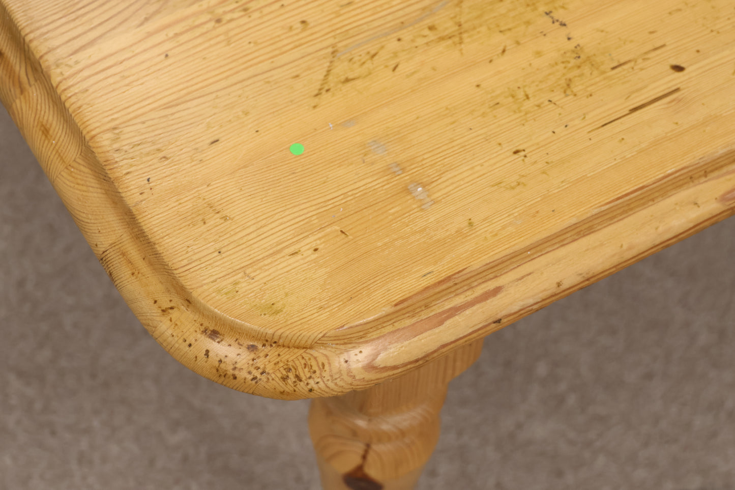 Pine Table for Upcycling