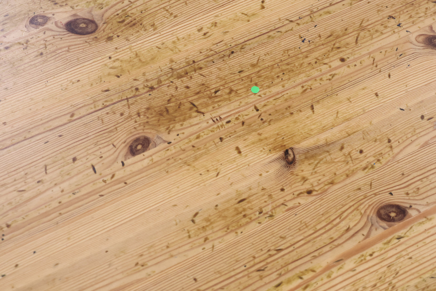 Pine Table for Upcycling