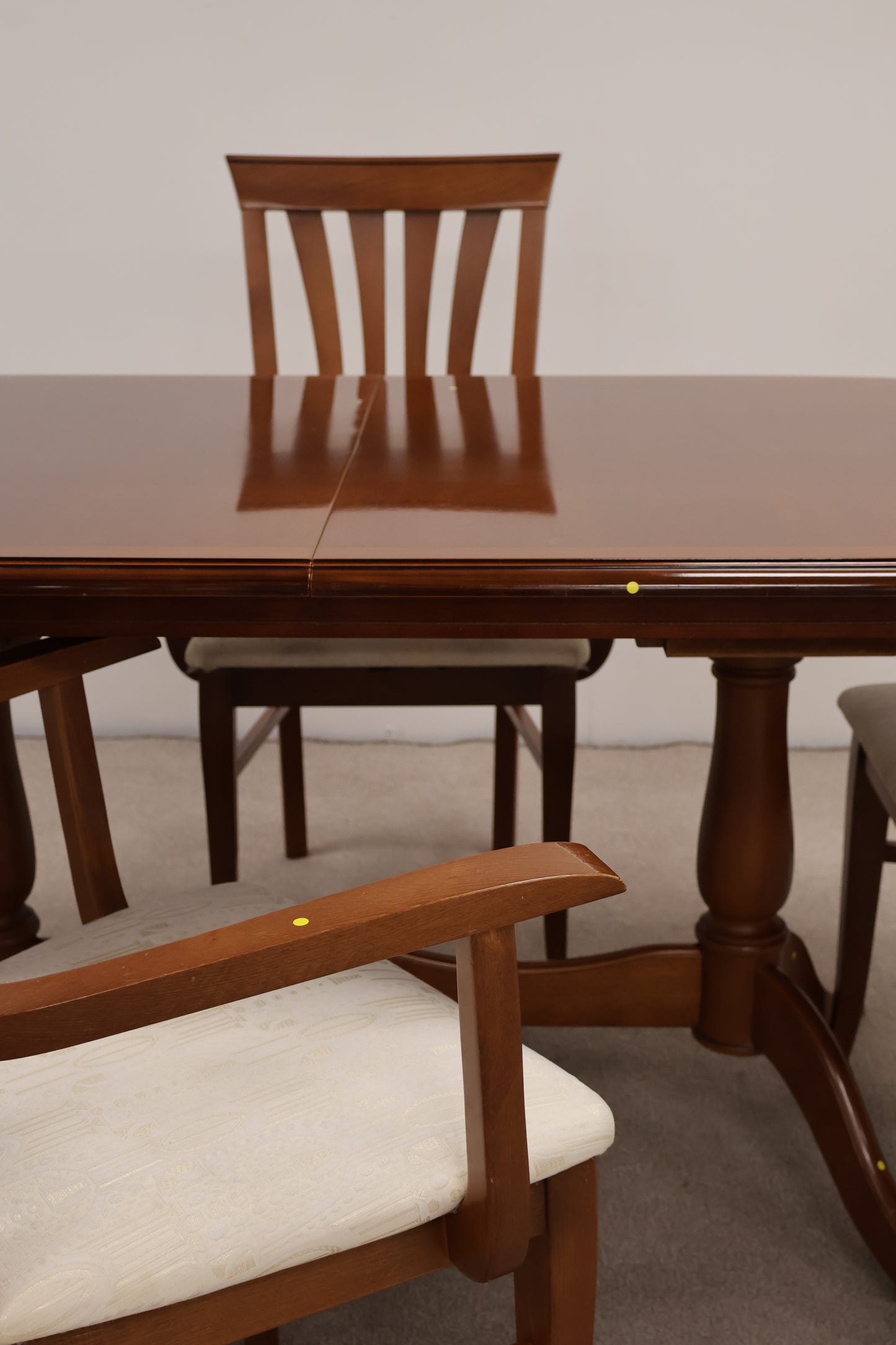 Extendable Dining Table & Chairs by Morris of Glasgow