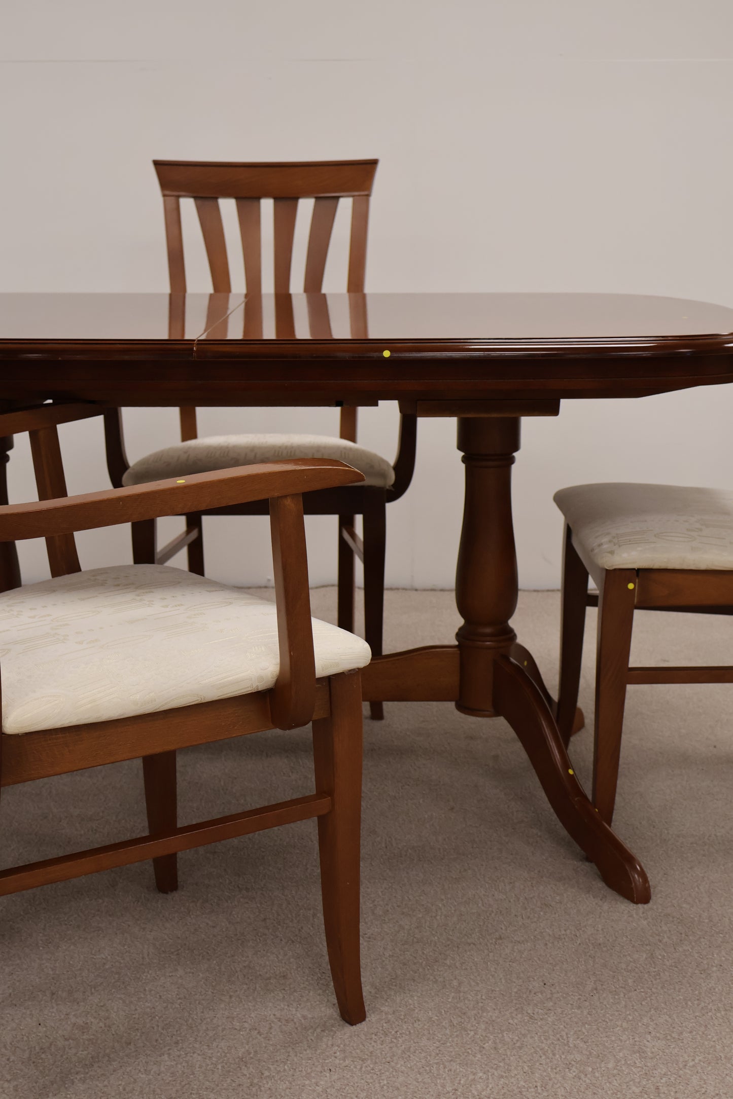 Extendable Dining Table & Chairs by Morris of Glasgow