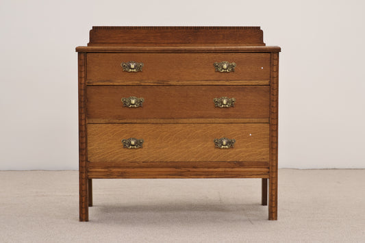 Vintage Chest of Drawers