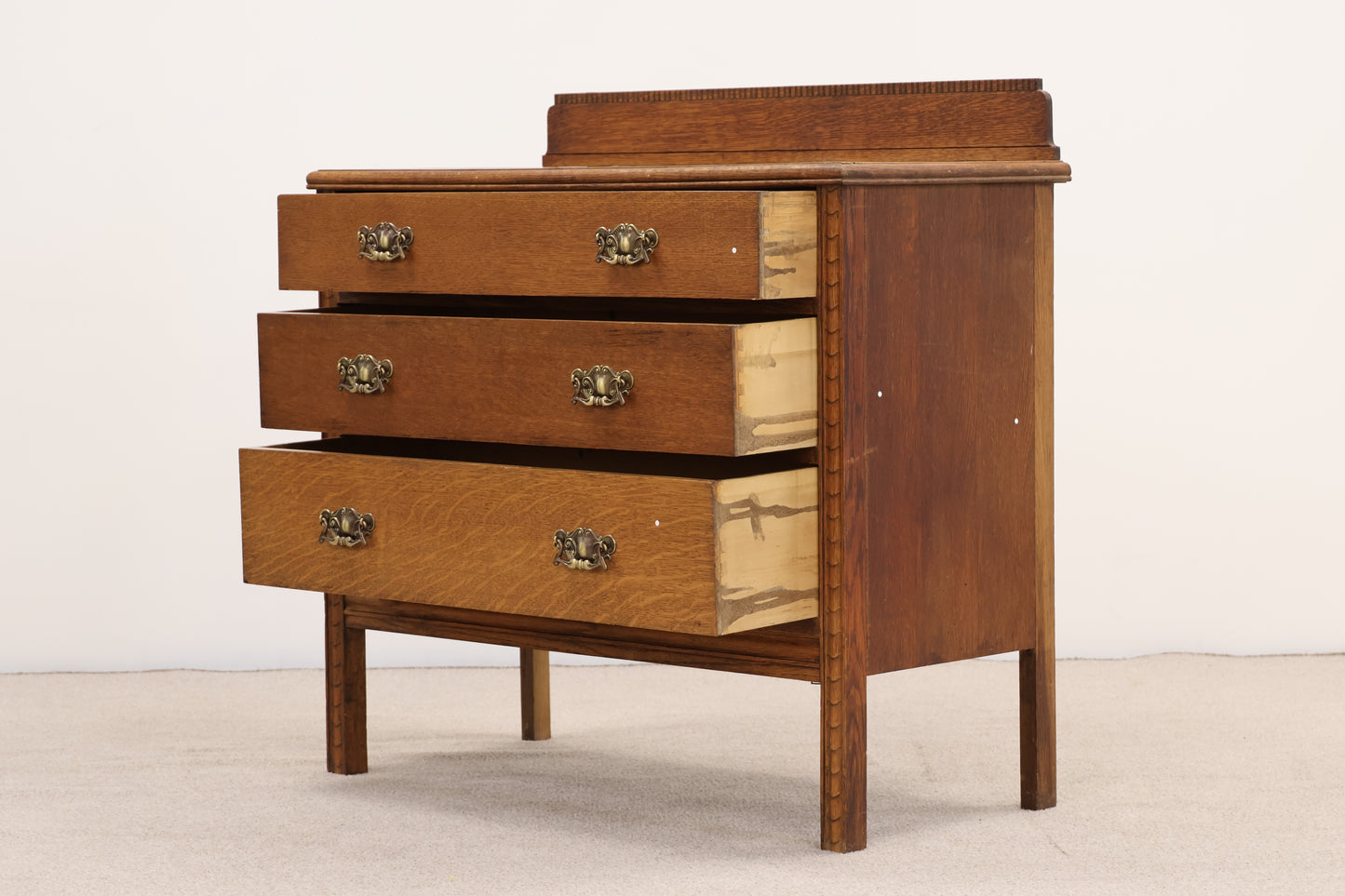 Vintage Chest of Drawers