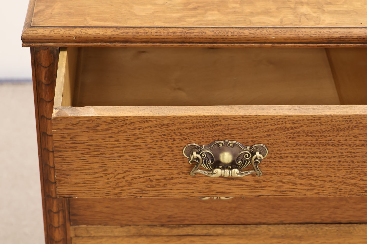 Vintage Chest of Drawers