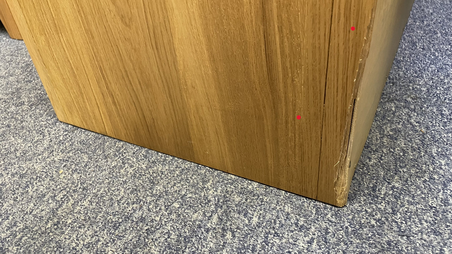 Corner Unit by Willis & Gambier