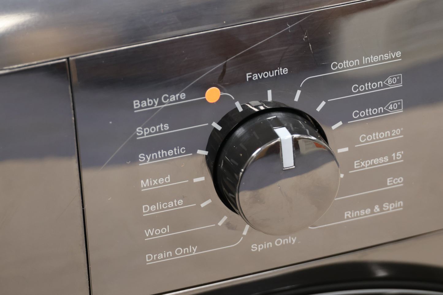 Washing Machine by Logik