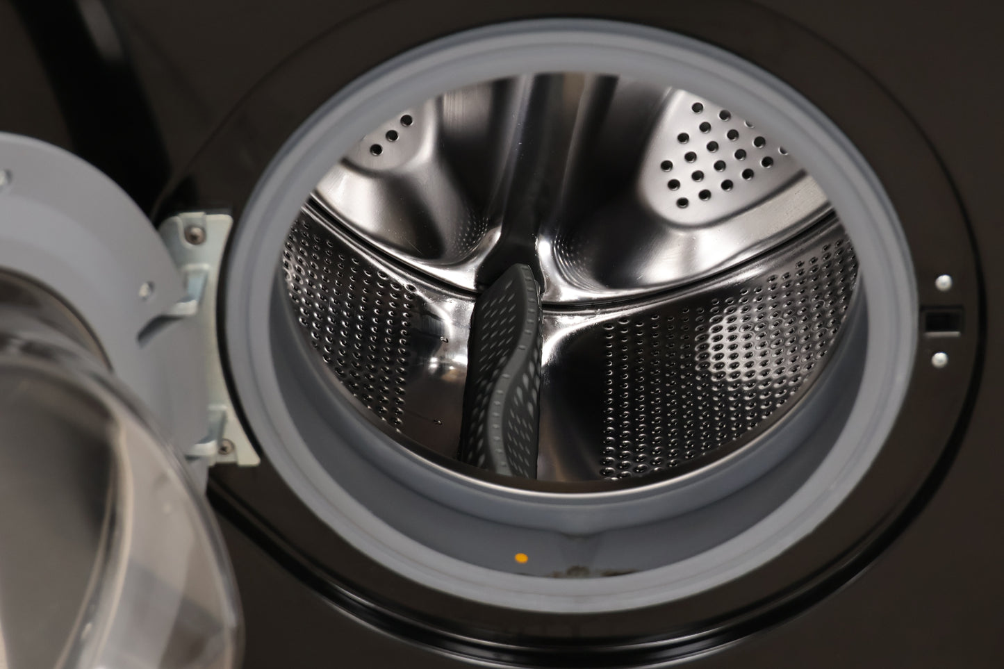 Washing Machine by Logik