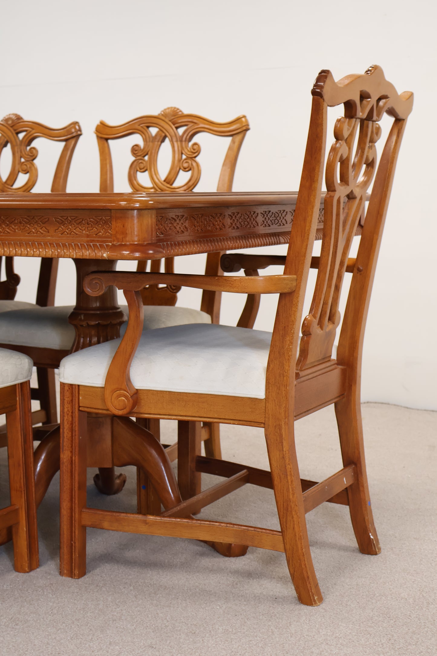 Maplewood Dining Table and Chairs