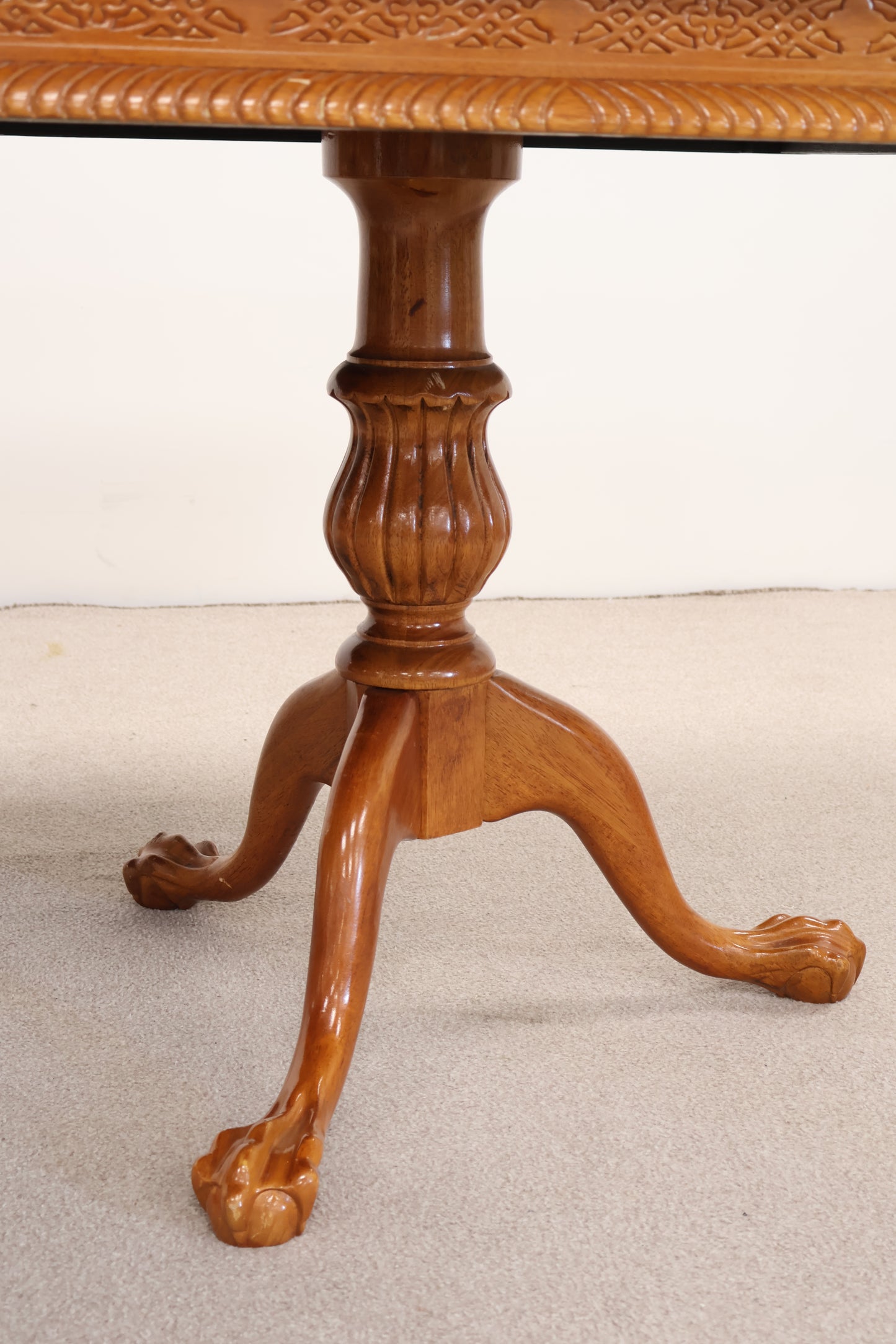 Maplewood Dining Table and Chairs