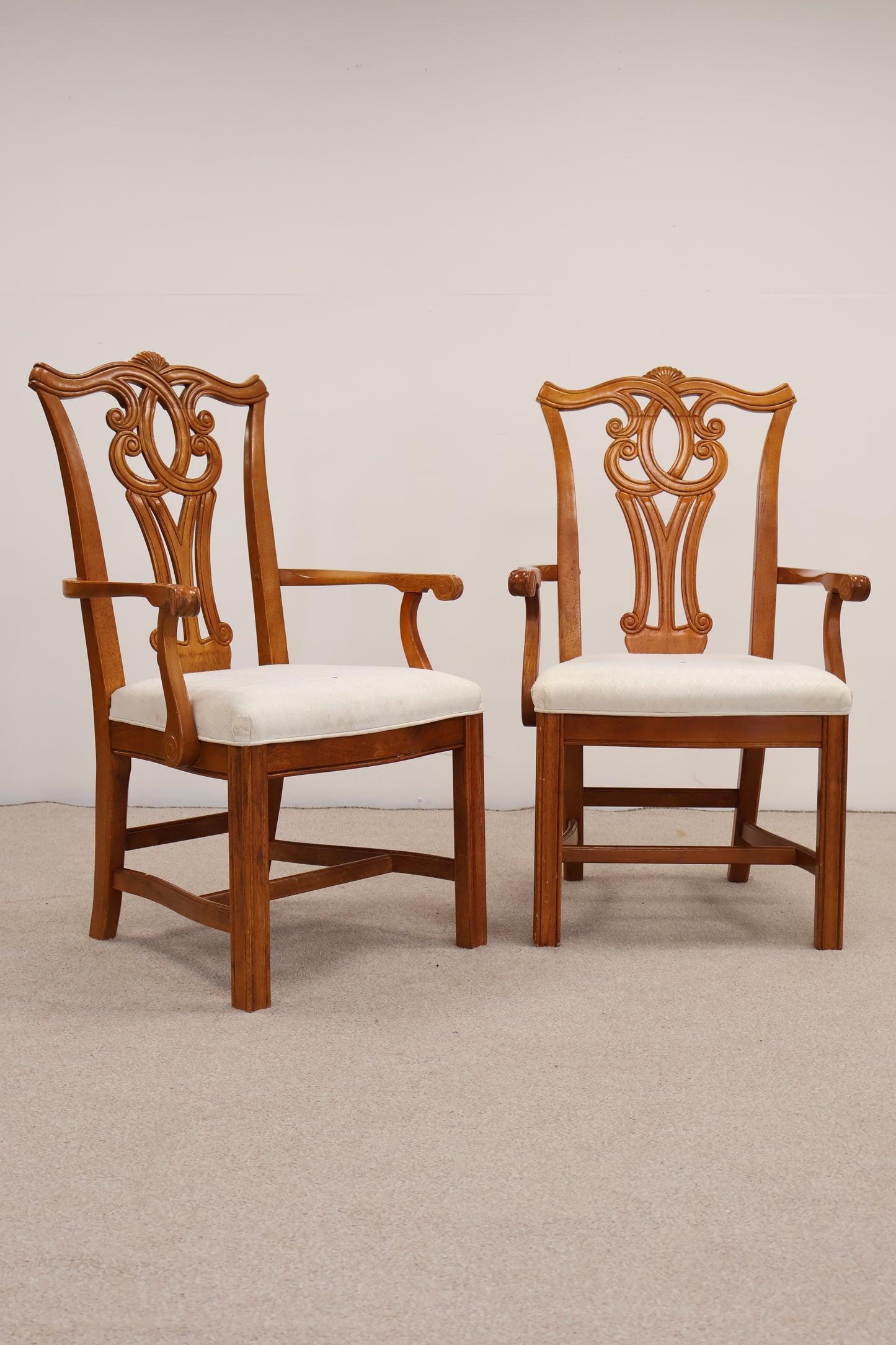 Maplewood Dining Table and Chairs