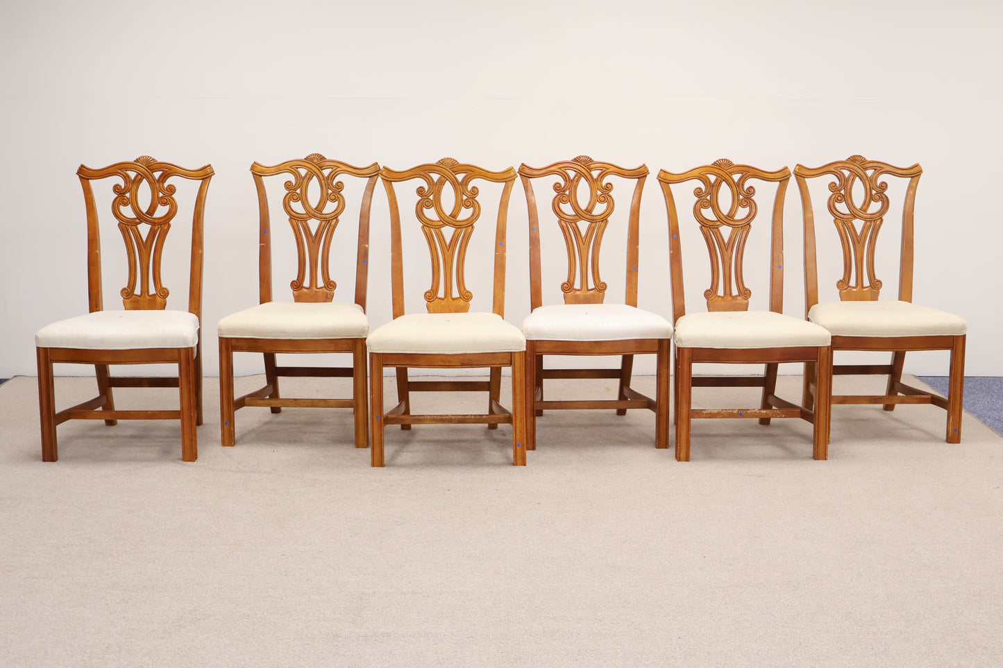 Maplewood Dining Table and Chairs