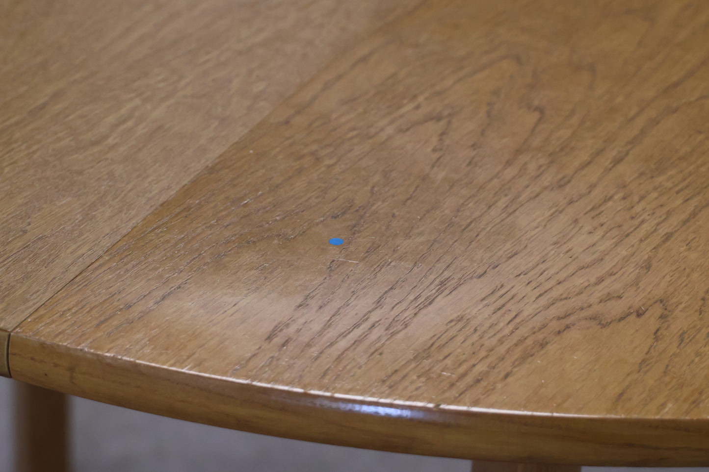 Oval Extendable Dining Table