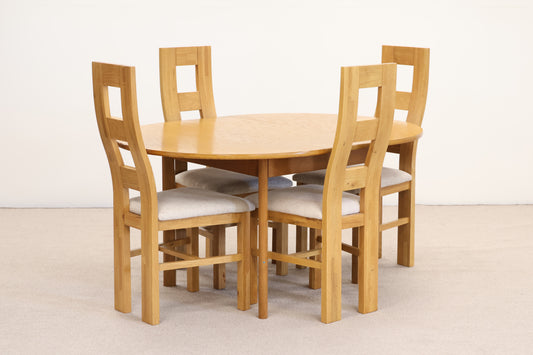 Oval Extendable Dining Table