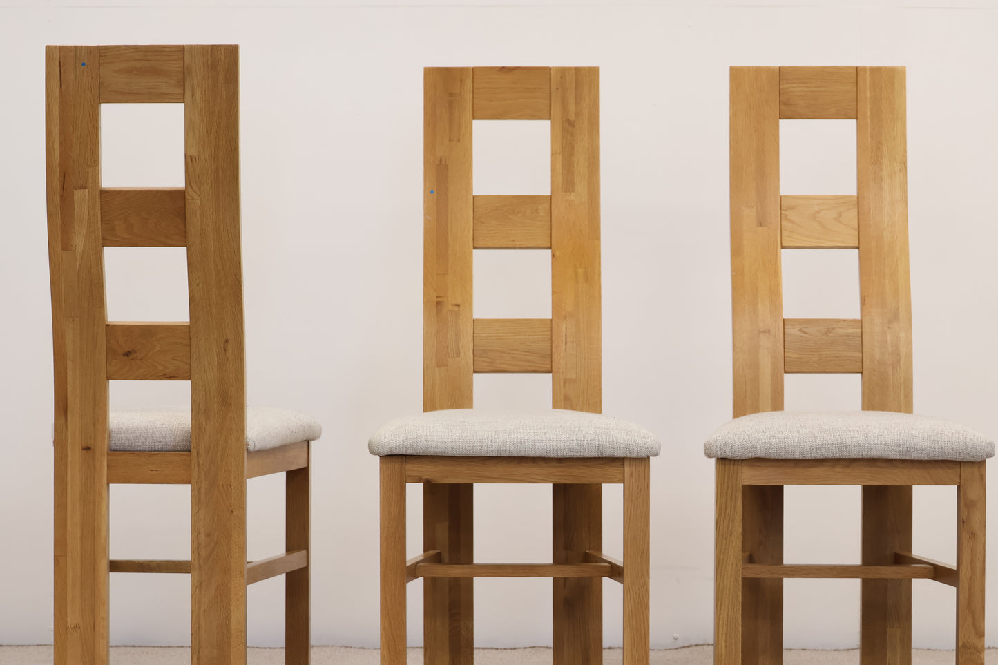 Oval Extendable Dining Table