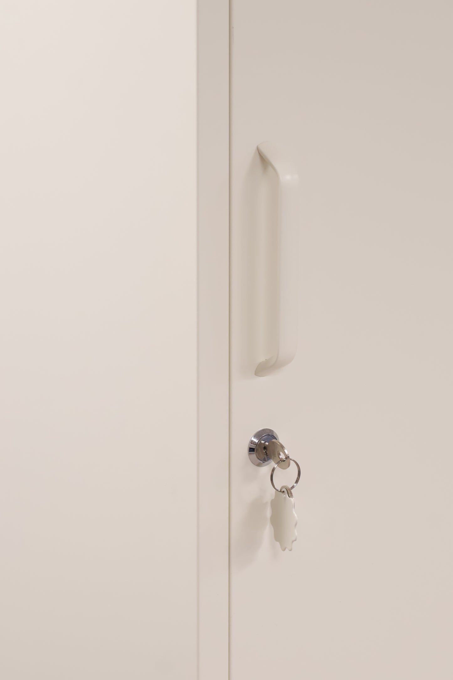 The Skinny Locker by Mustard Made